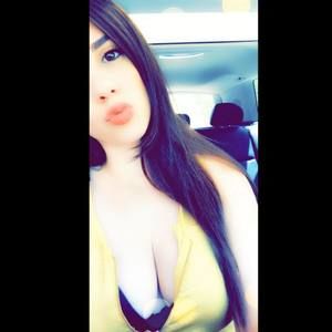 Meet your Posher, Leyla